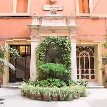 بيت ضيافة Magnifico روما